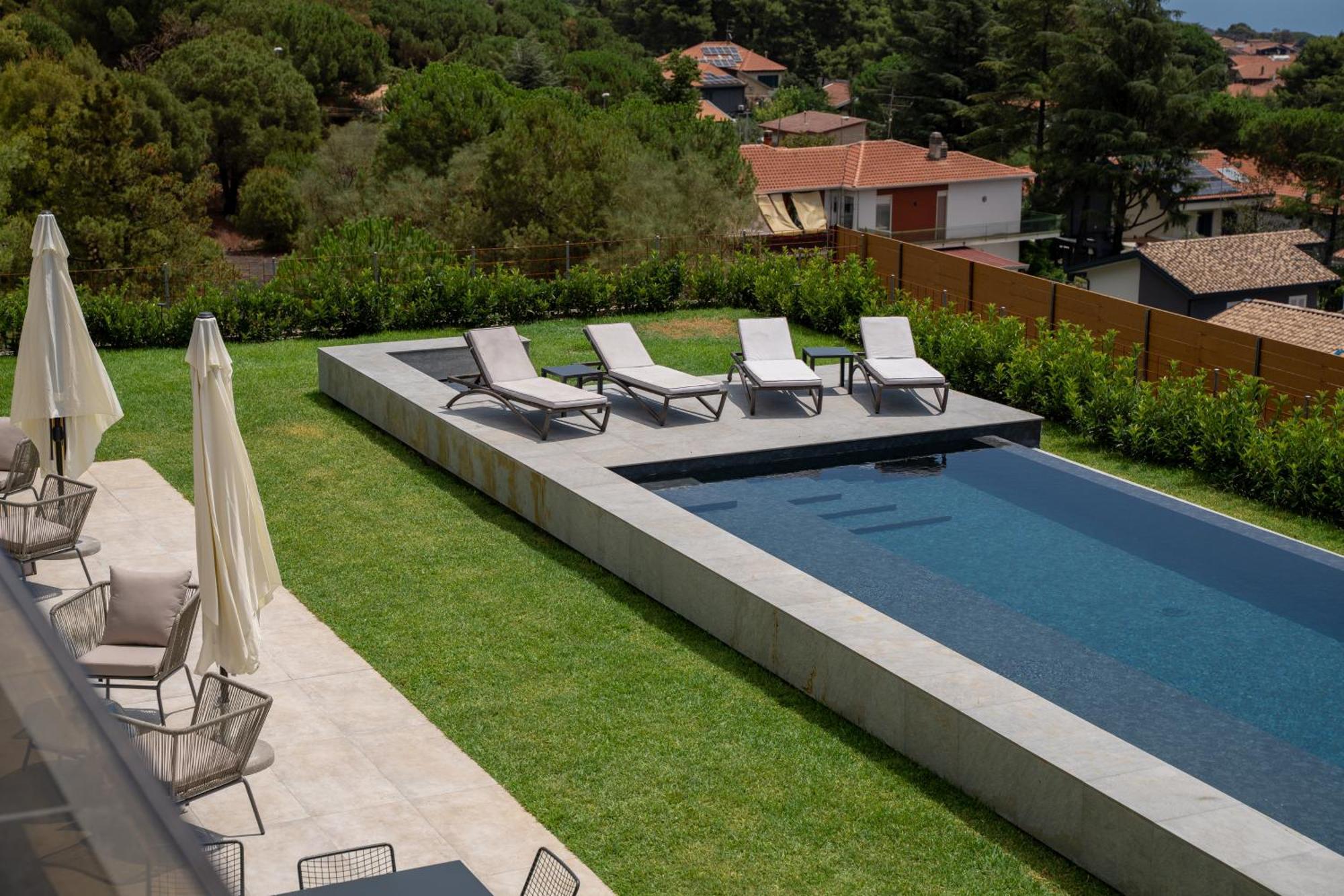 Mon Luxury Rooms Spa Nicolosi Exterior photo